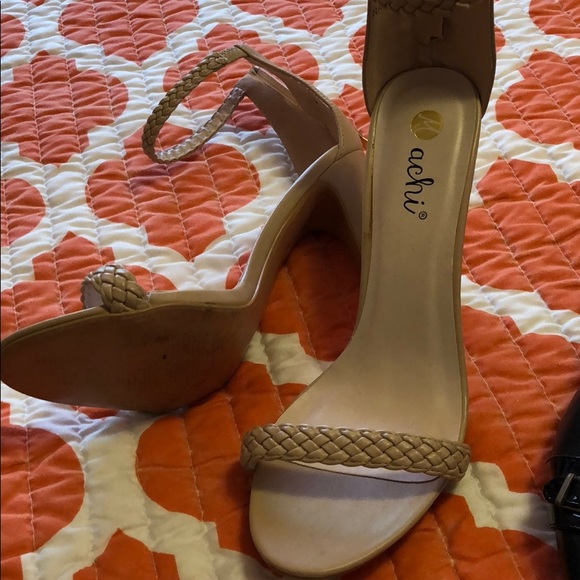 Shoe bundle - Picture 3 of 3